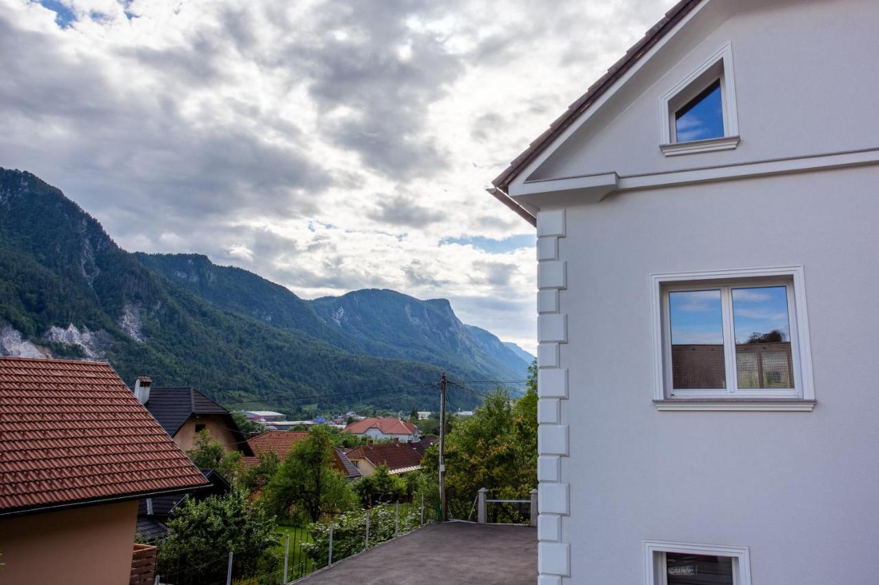 Villa Hillside Apartment Jesenice Exterior photo